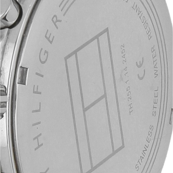 Reloj Tommy Hilfiger para caballero en acero inoxidable correa piel. Supply