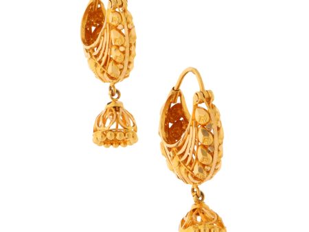 Aretes calado con colgantes en oro amarillo 21 kilates. Supply